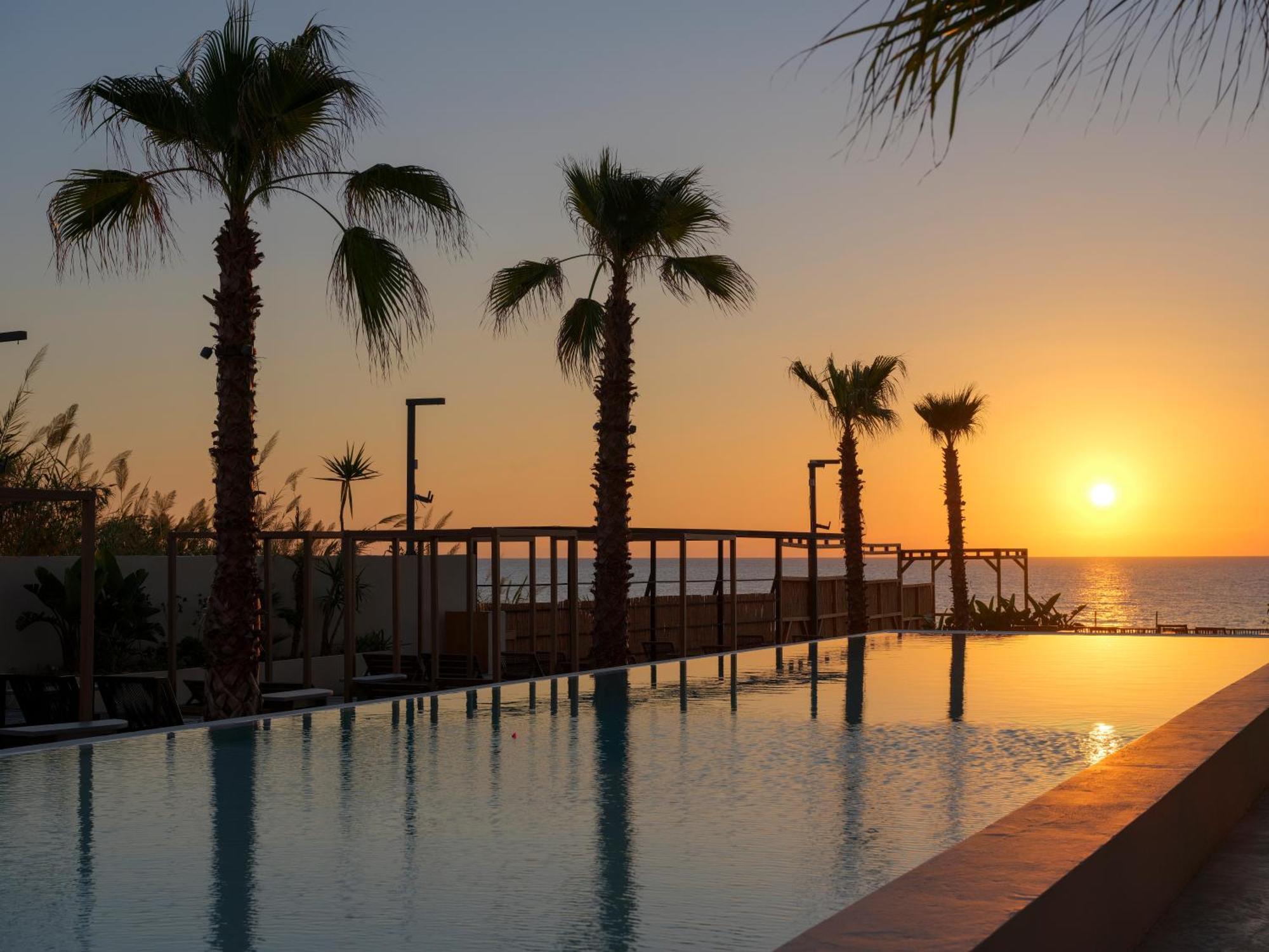Be Batroun Hotel Eksteriør billede